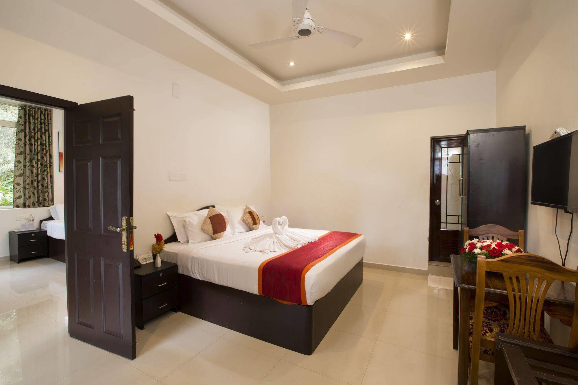 Dream Catcher Resort Munnar Bagian luar foto